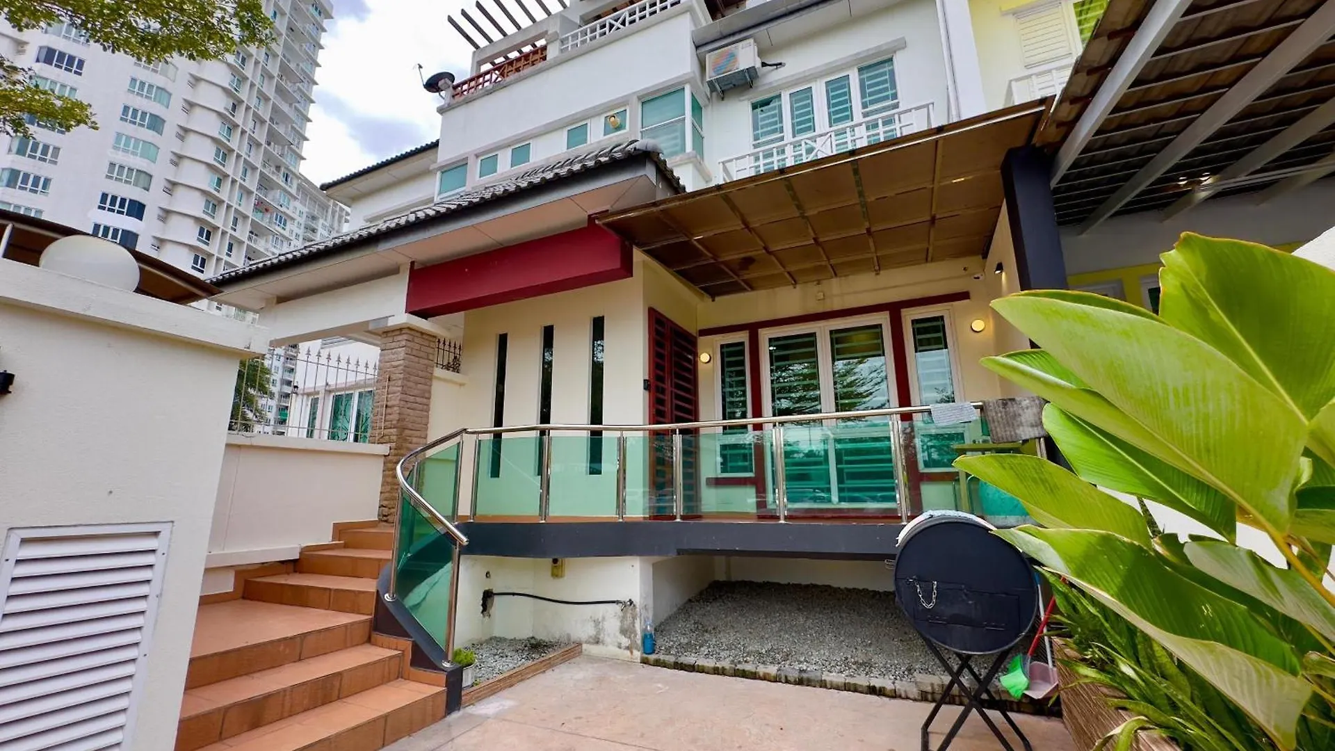 Cozy Homestay In Karpal Singh George Town