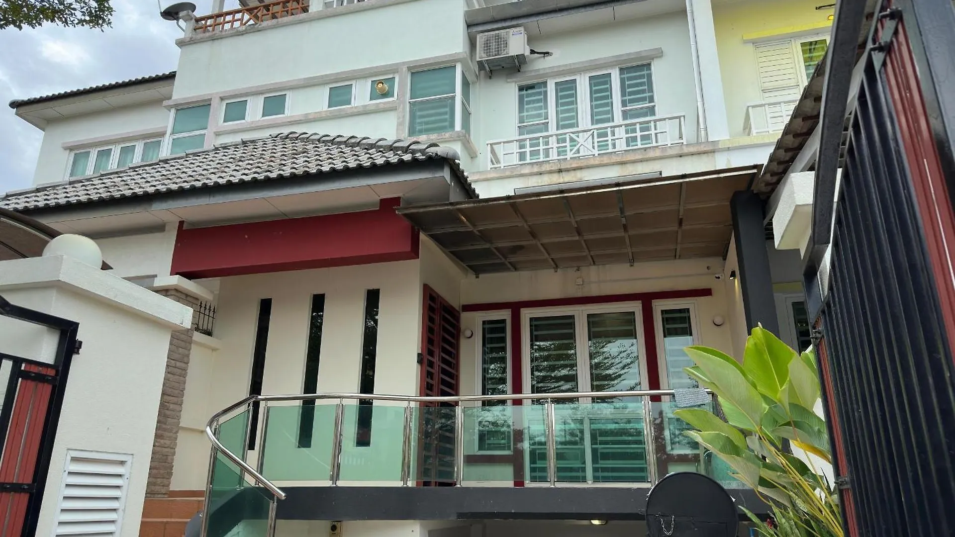 Cozy Homestay In Karpal Singh George Town Tatil Evi